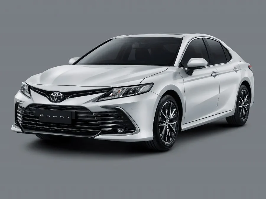Toyota Camry — foto dari katalog PS Trans